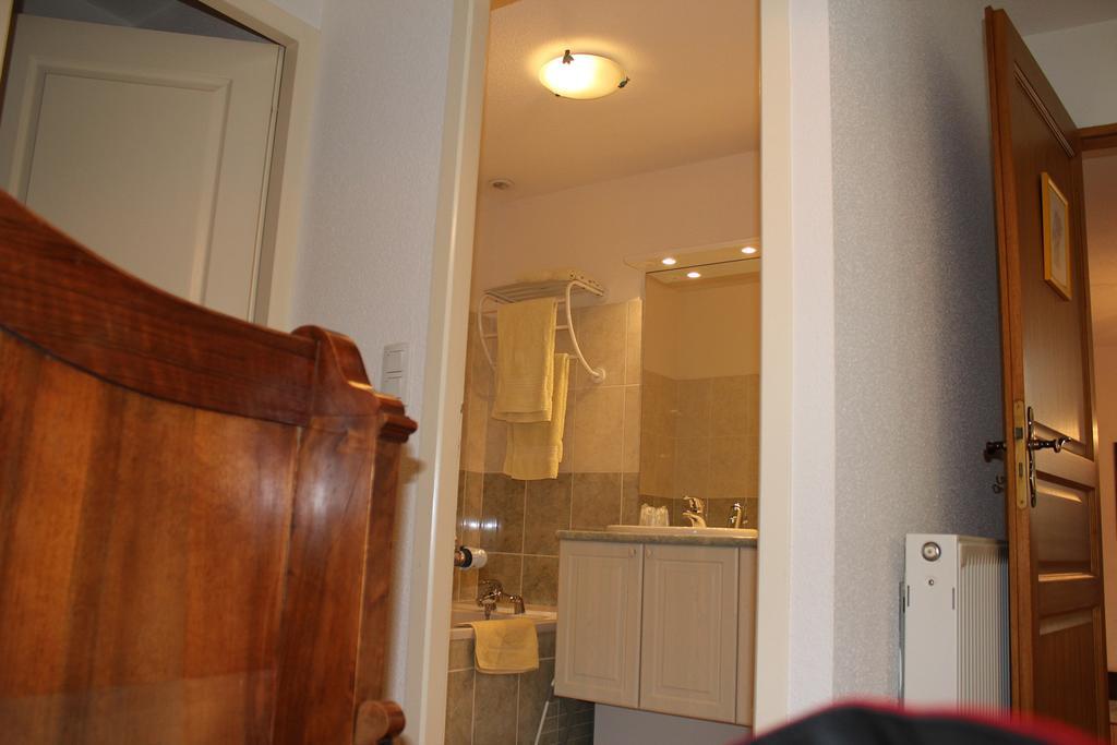 Peintre Le Lavoir Bed & Breakfast エクステリア 写真
