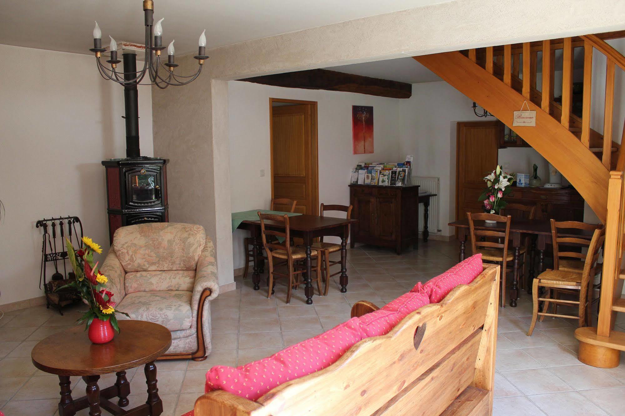 Peintre Le Lavoir Bed & Breakfast エクステリア 写真